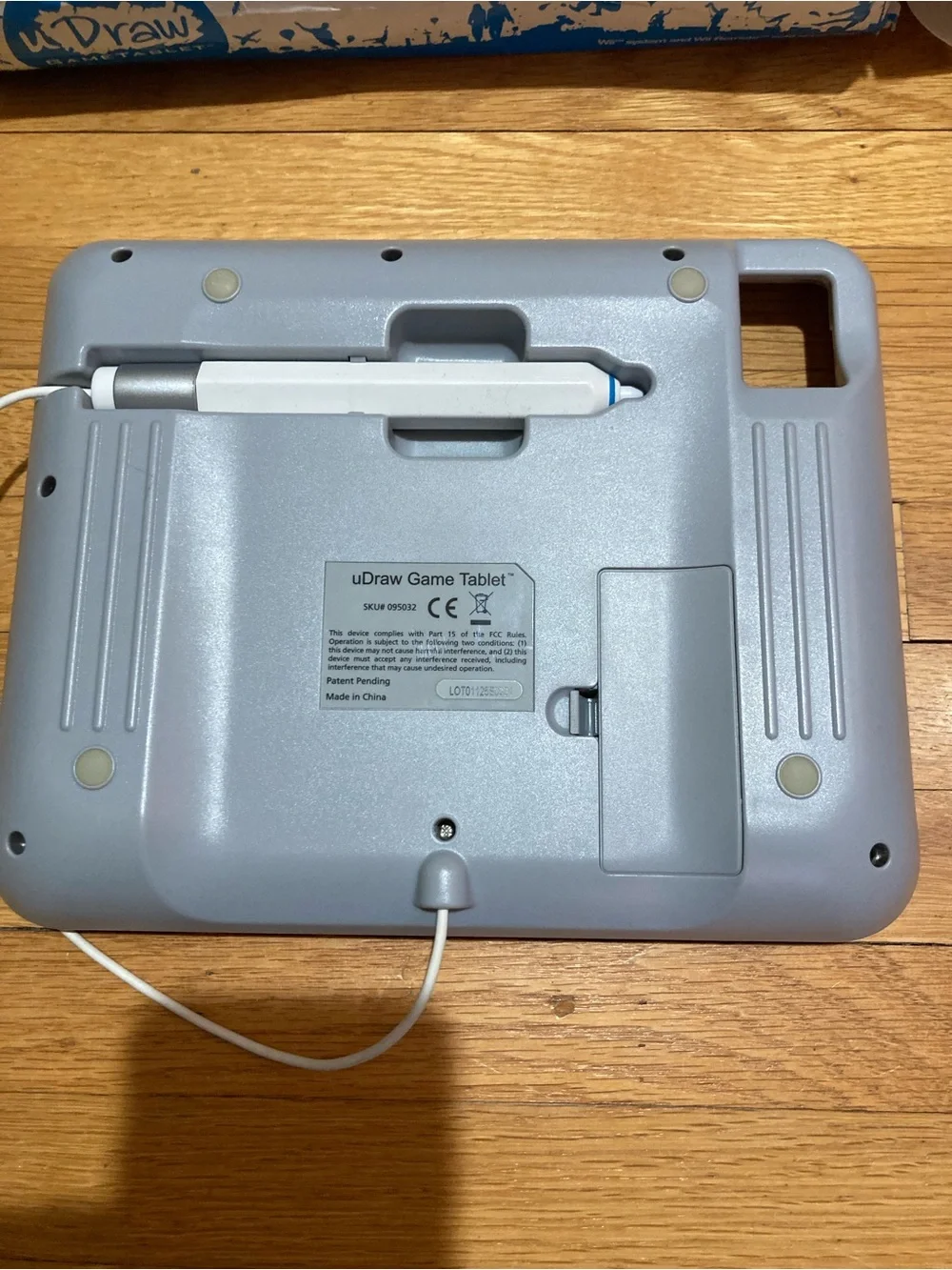 Nintendo uDraw GameTablet White with Blue Accents Wii